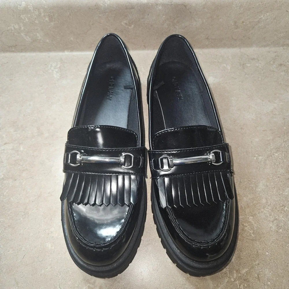 Lug Sole Loafer Shoes Women 9 Black Platform Sole‎ Kiltie Fringe Horsebite